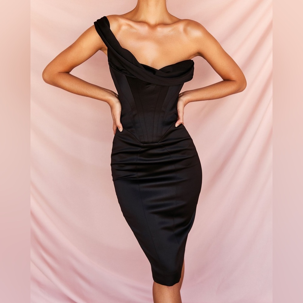 HOUSE OF CB 'Raphaella' Black Stretch Satin Corset Dress NWOT - Picture 5 of 13